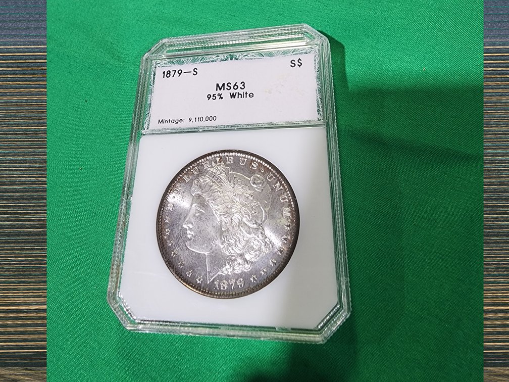 MS 63  1879 Morgan silver dollar
