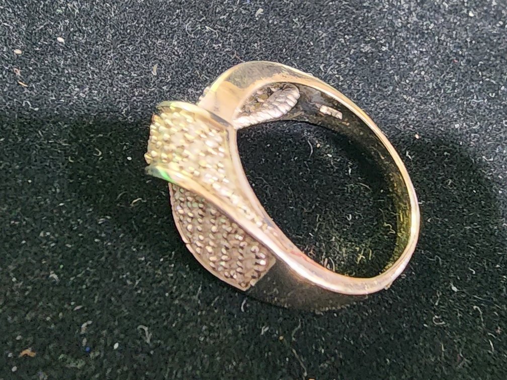 14K Gold diamond Ring