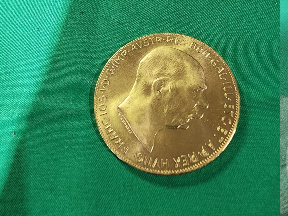 Gold 1915 coin