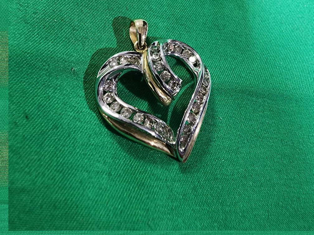 10 Carat Gold Slide