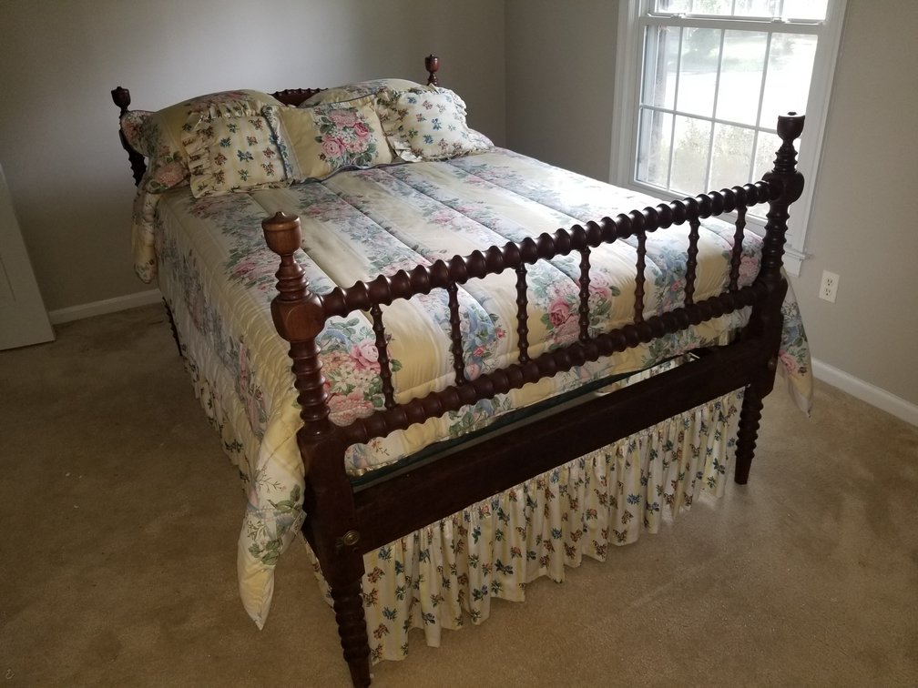  Jenny Lind style Walnut Bed