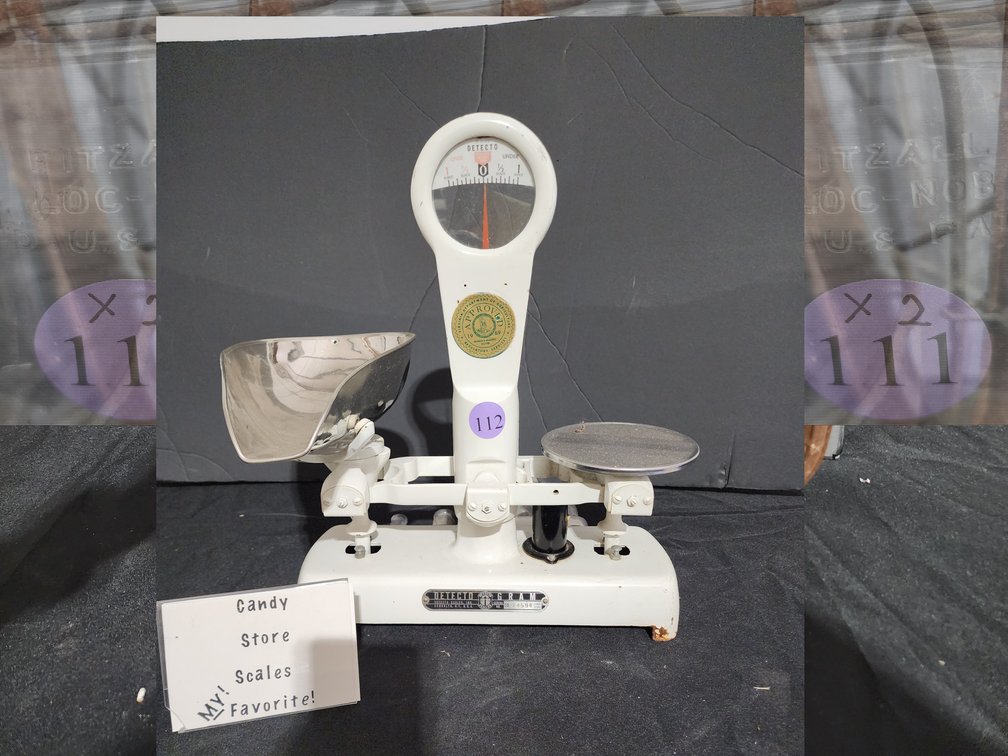 Antique  Candy Store scale