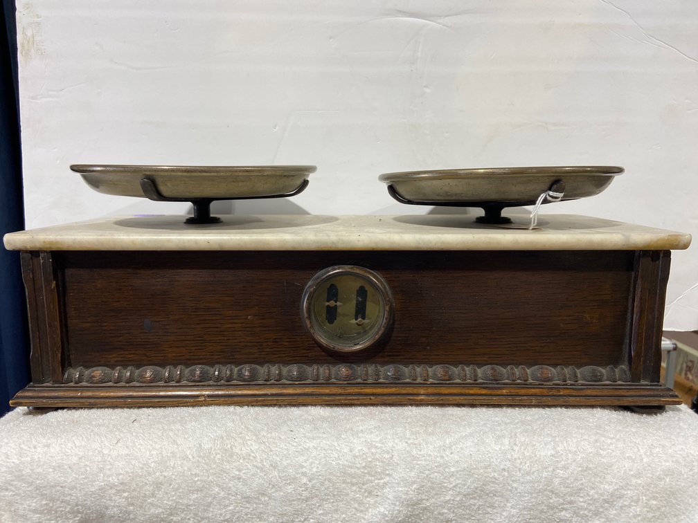 Vintage scale