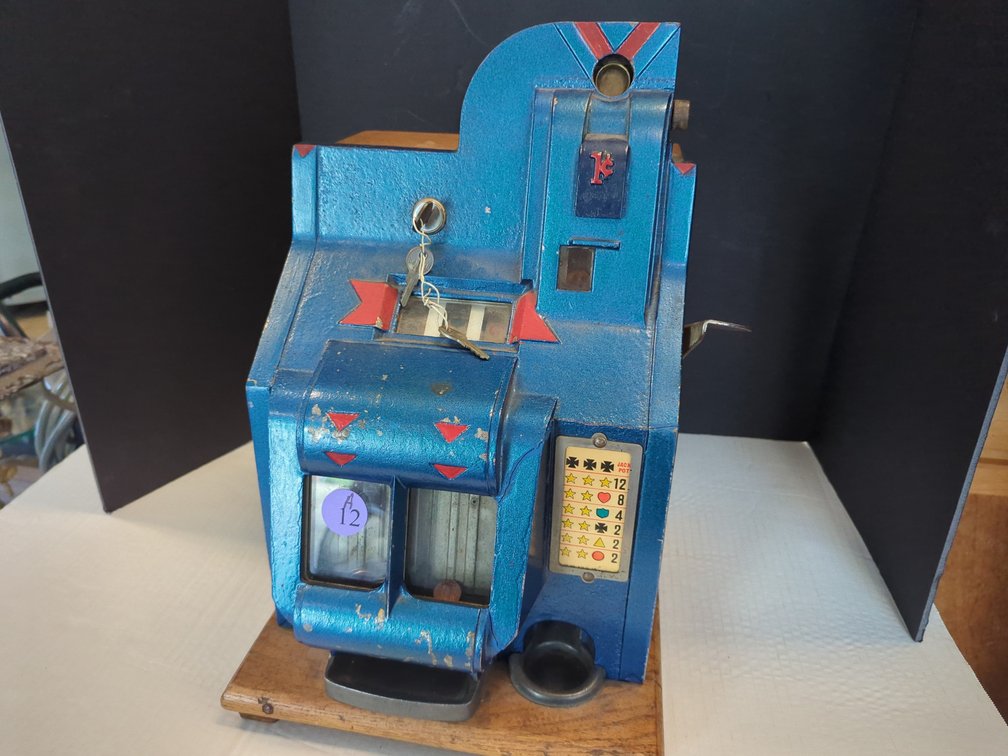 Antique Mills 1Cent Slot Machine 