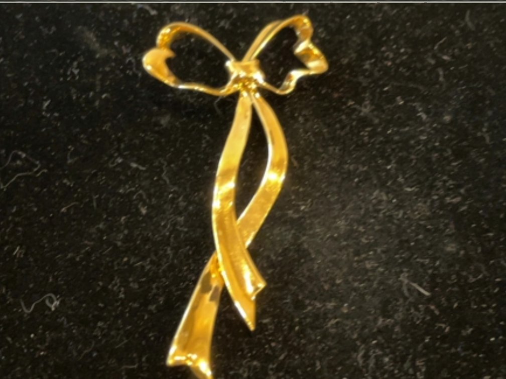 18K Gold Tiffany Ribbon Brooch