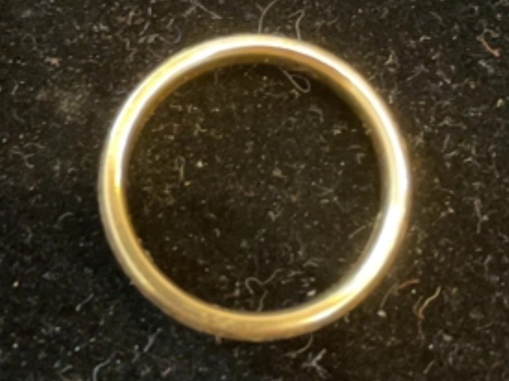 18K Gold Band - Schwartzchild