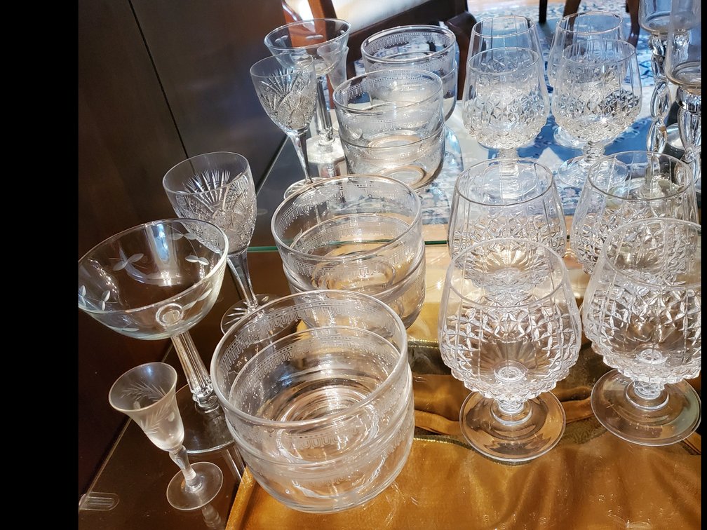 Glassware Shelf Lot