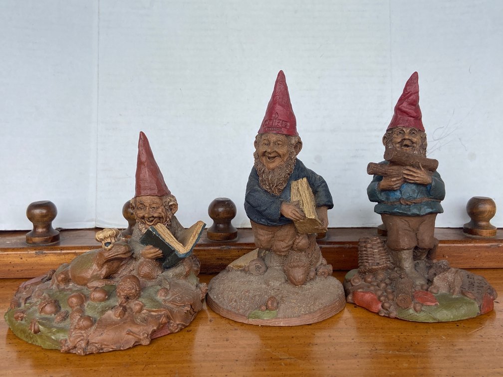(3) Tom Clark Gnomes