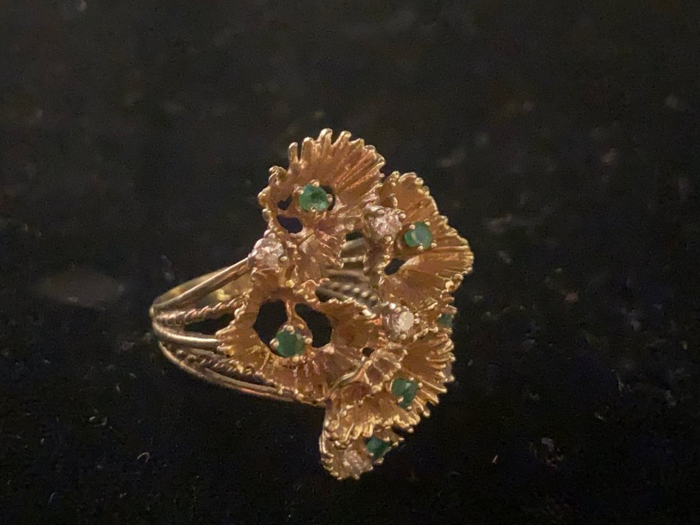 14k Gold Diamond and Emerald Ring