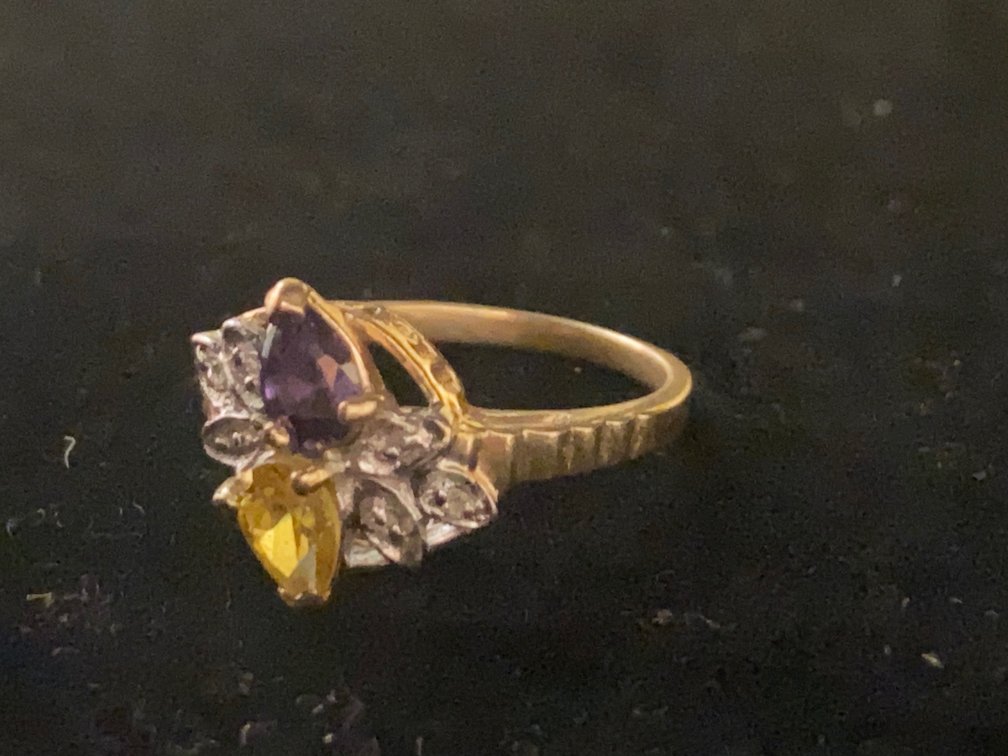 10k Gold and Assorted Stones Ring