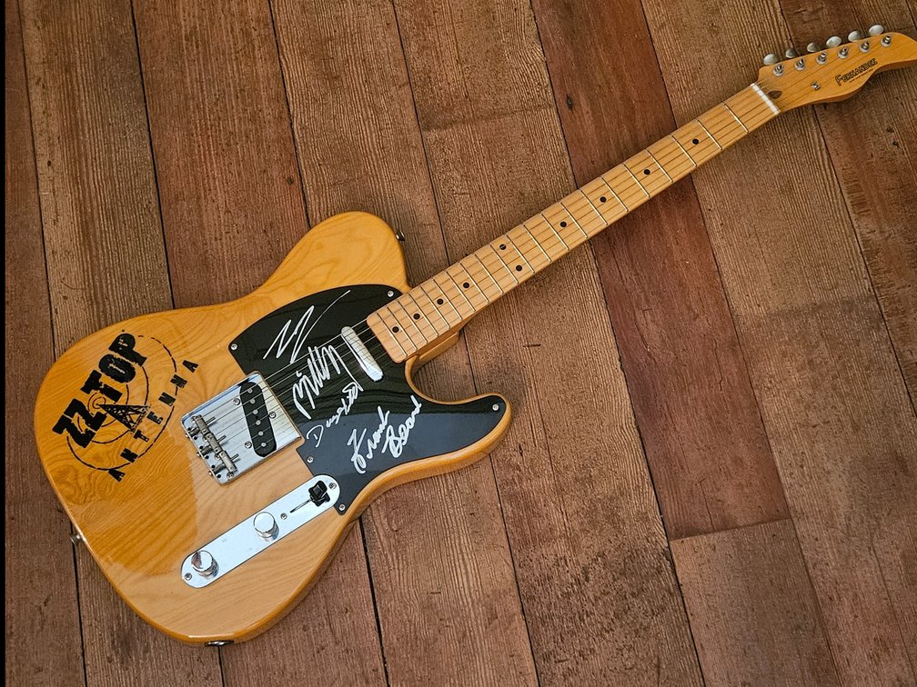 ZZ-Top Signed Promotional Electric Guitar