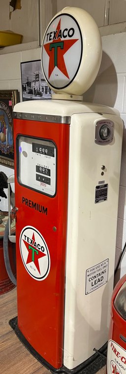 Restored Texaco Gas Pump – Approx. 21” W × 16” D × 74” H