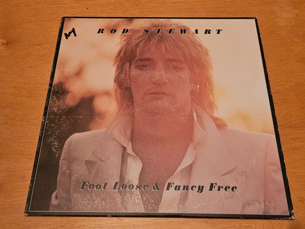 Rod Stewart - Foot Loose and Fancy Free