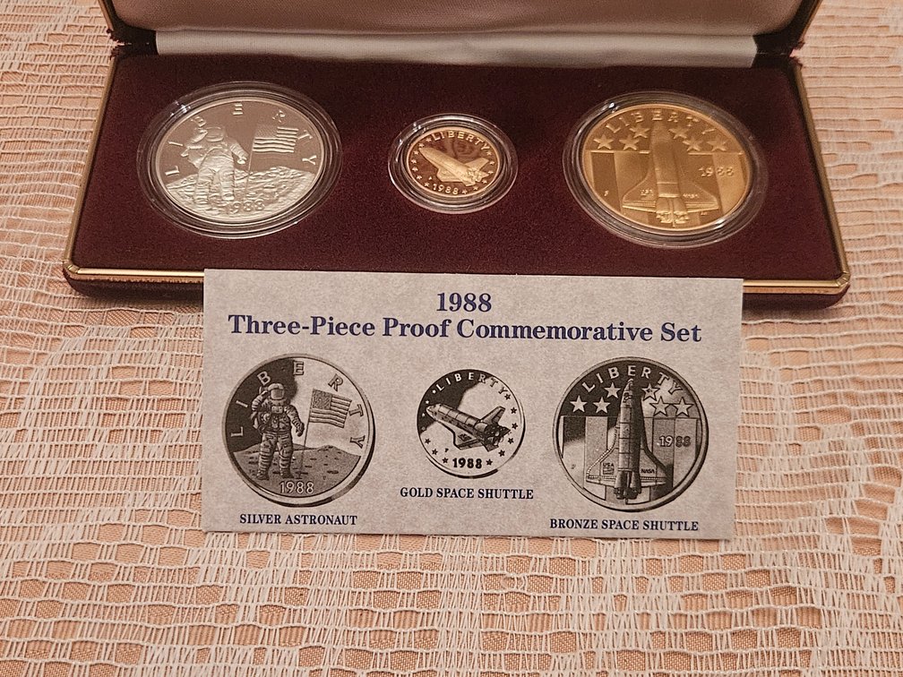 21k Gold Coin 8.36 grams and 90% Silver Coin 26.7 grams +/-