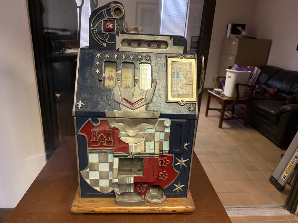 1933 Vintage Mills Castle Front 5 cent slot machine