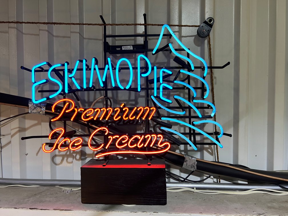 Eskimopie premium ice cream illuminating sign