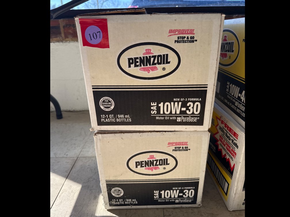 Pennzoil 10W-30 Motor Oil, 24 bottles