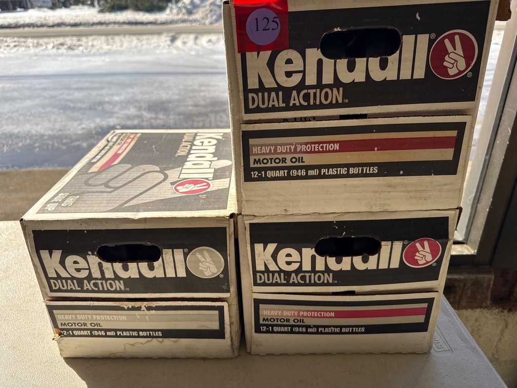 Kendall Dual Action HD Motor Oil, NIB 36 bottles
