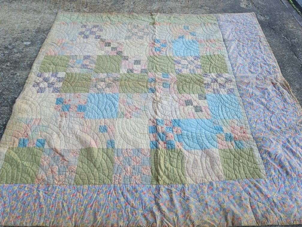 Early Quilt from South Chesterfield