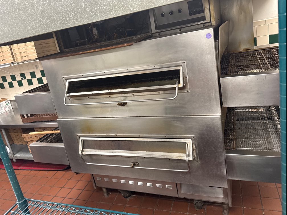 Lincoln Double Decker Natural Gas Pizza Oven