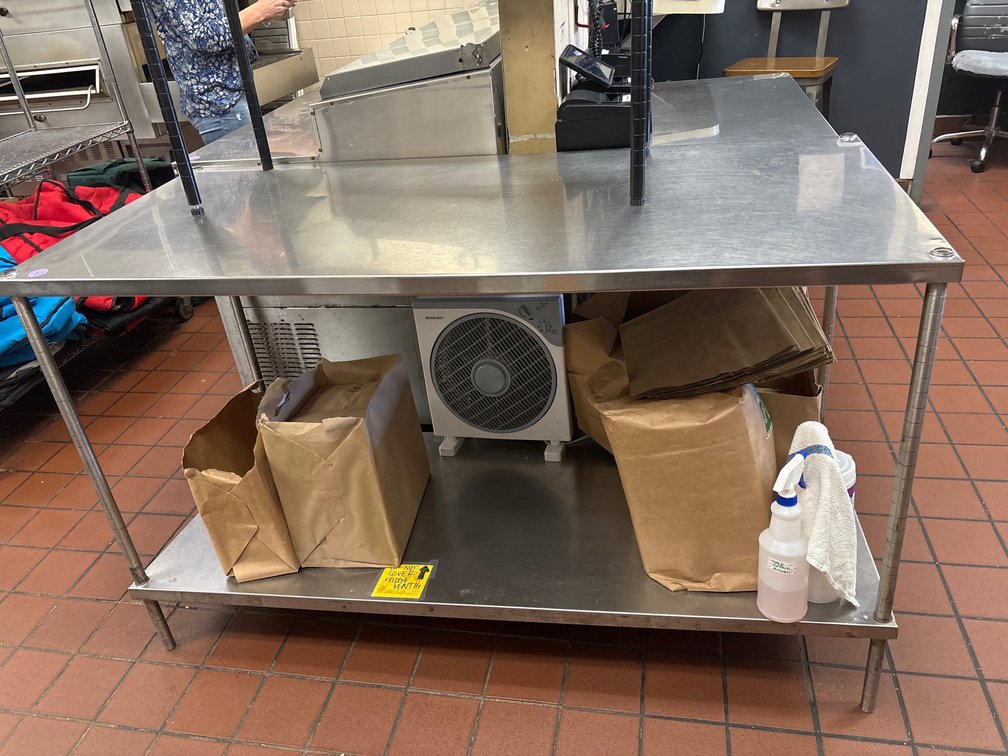 Stainless prep table, 1 lower shelf/ metal shelving unit on top