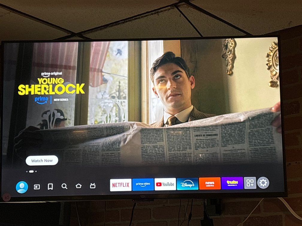 45” Flatscreen Fire TV with remote
