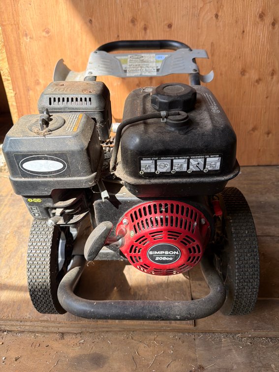 Simpson 3000psi 2.4GPM gas pressure washer model MS60850