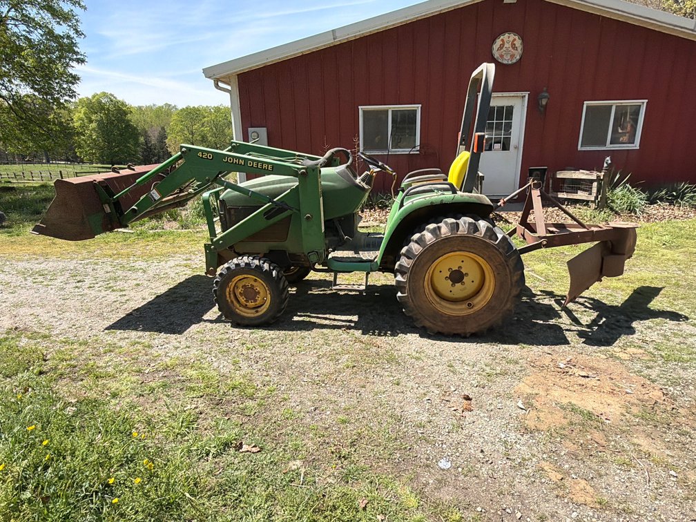 John Deere 4300 with 420 loader