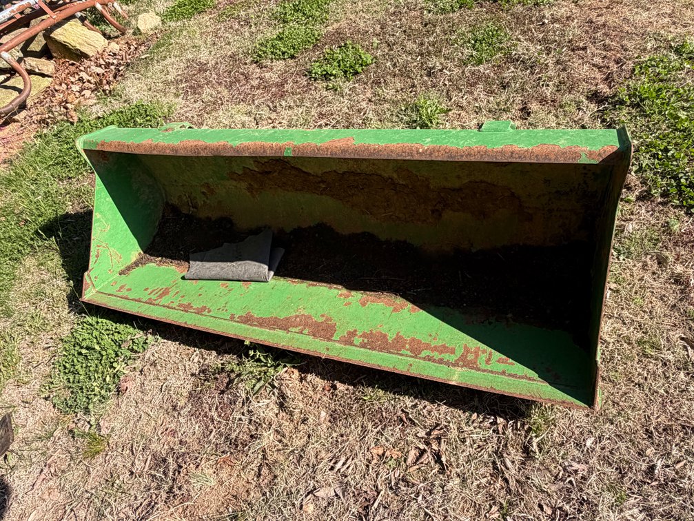 Front end tractor loader