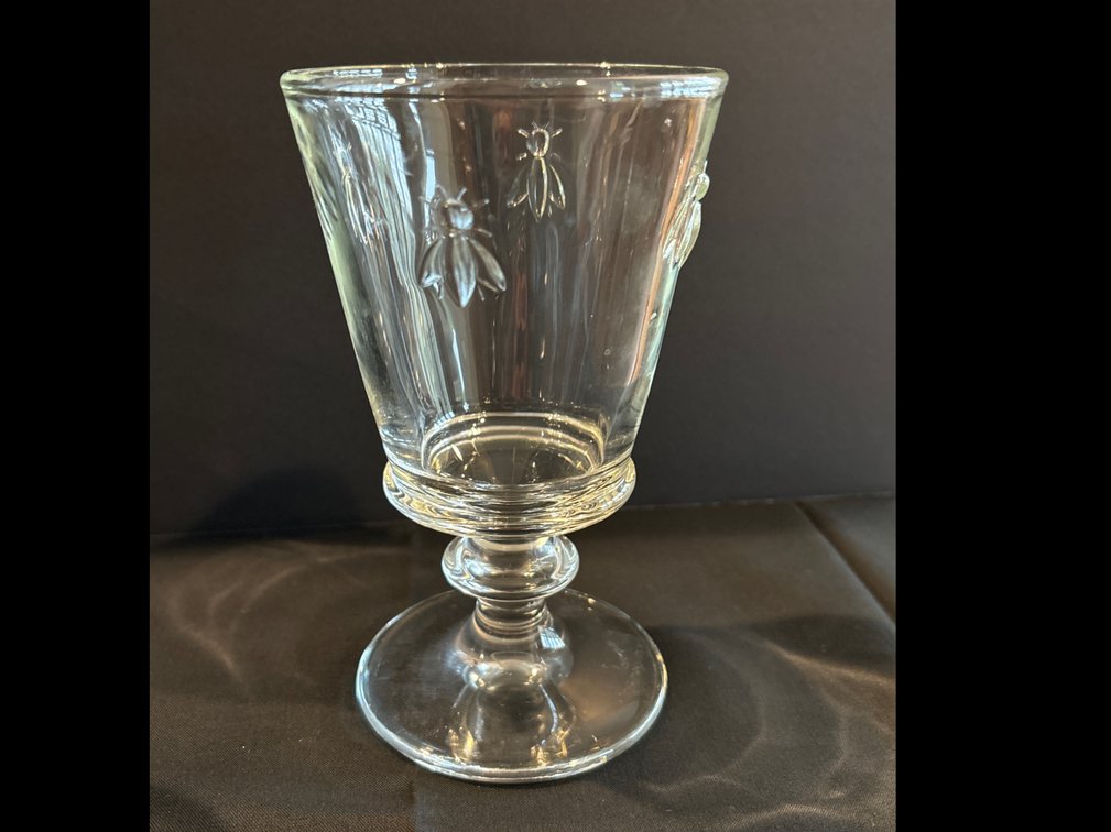8 La Rochere glass bee tumblers and goblets