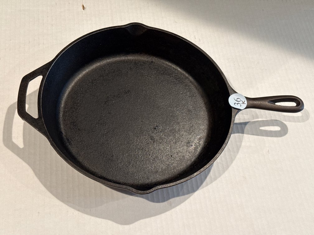13” Cast Iron Lodge Pan
