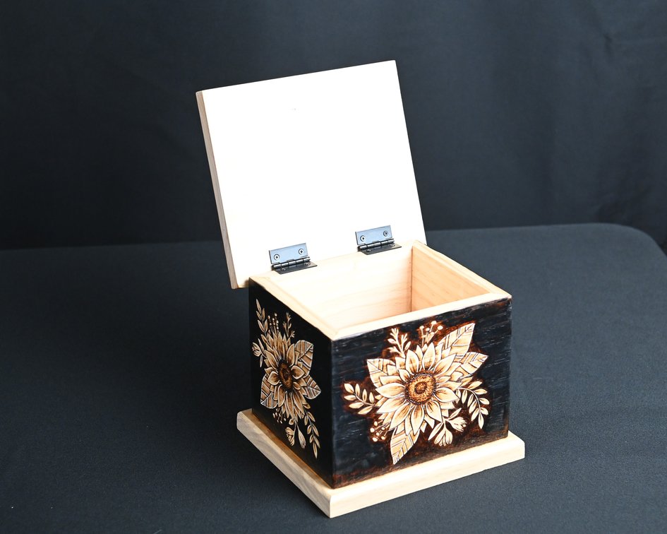 Pyrographic Art Sunflower Box