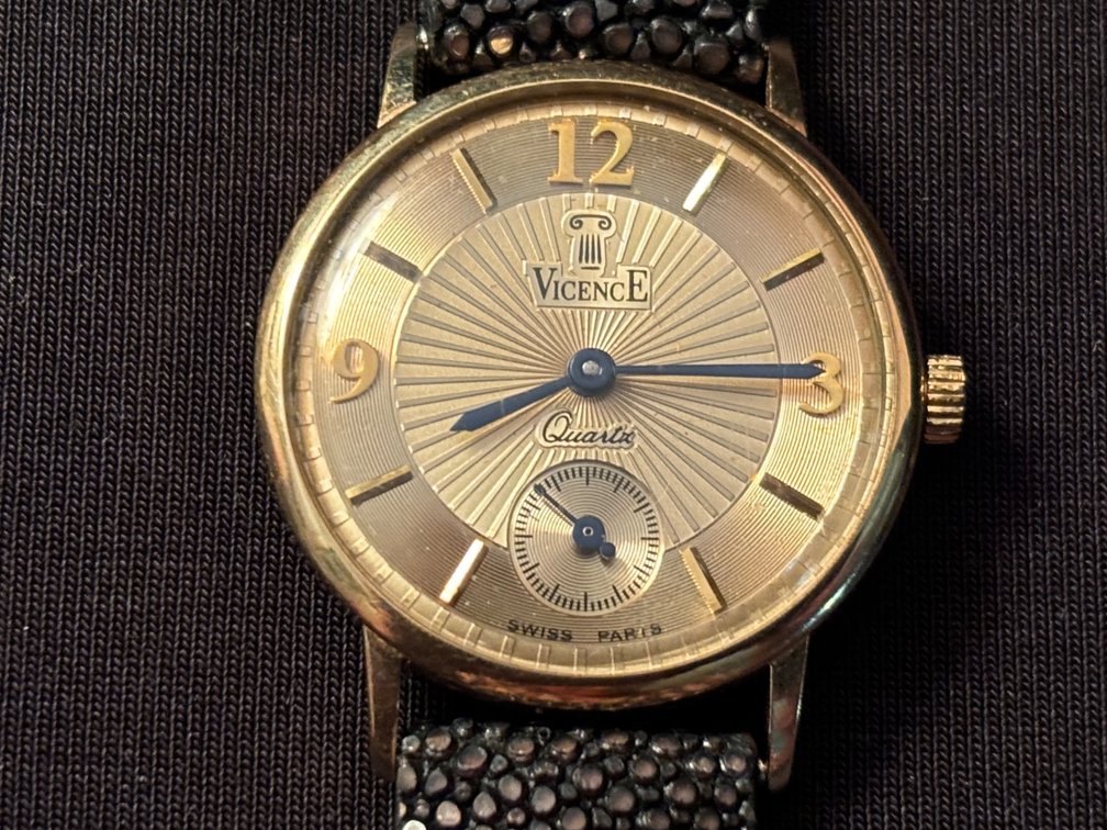 VicencE Swiss watch; 14K case, stainless back