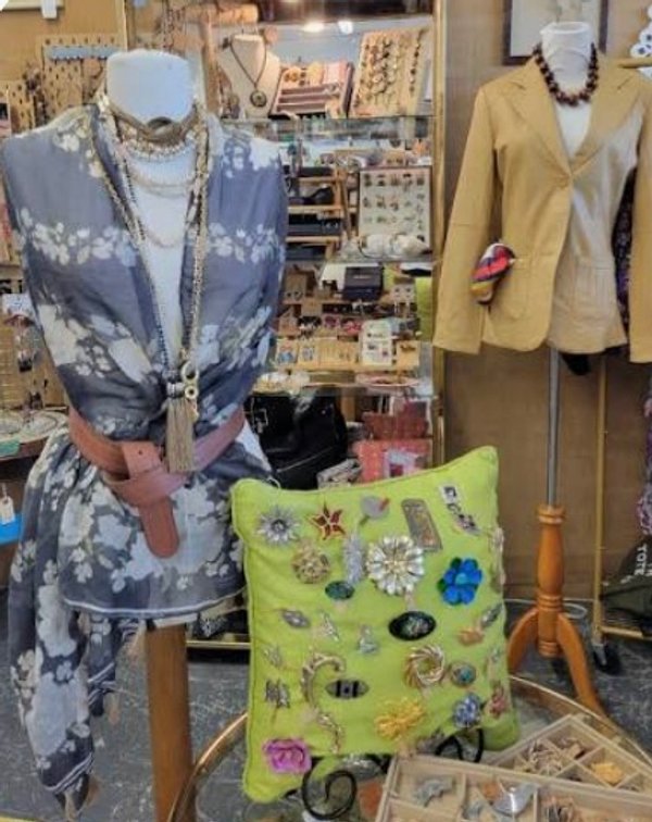 JuJuBee's Consignment $100 Gift Card