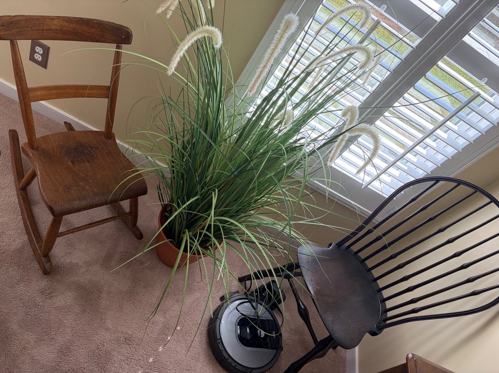 Dining room style chair, rocking chair, i-robot self vacuum, etc lot