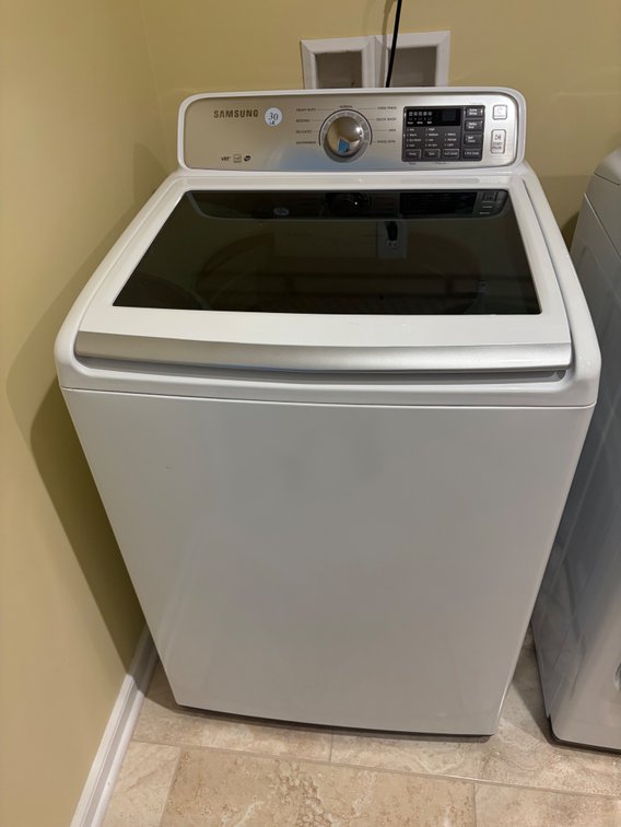 Samsung high-efficiency top-load washing machine with VRT