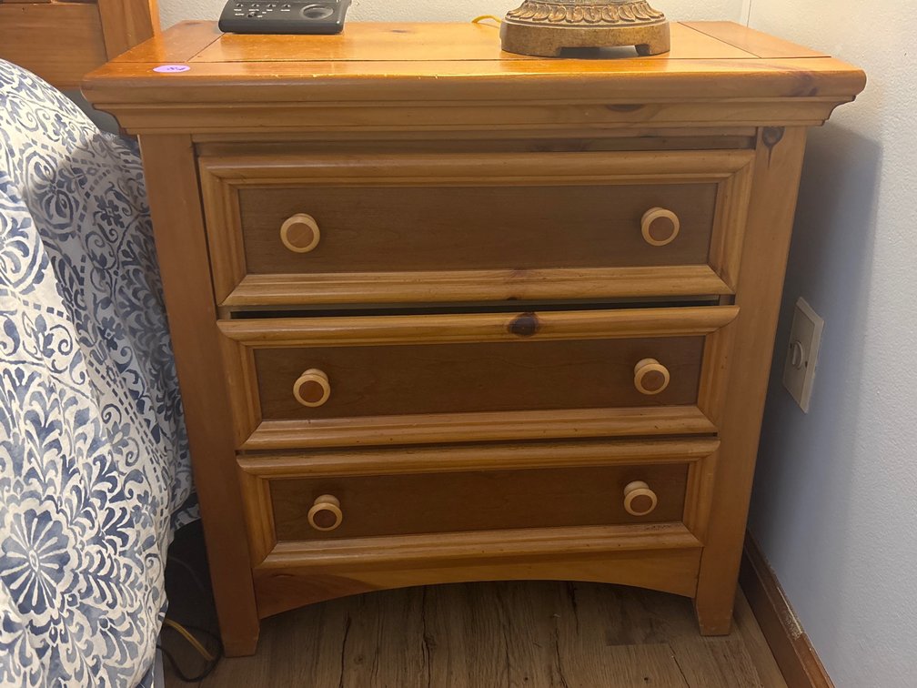 Two-tone pine nightstand, drawer needs repair