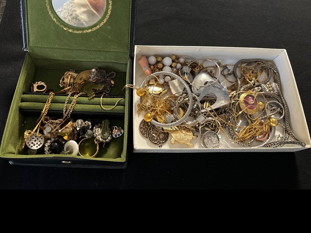 Collection of vintage costume jewelry