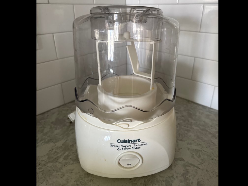 Cuisinart Frozen Yogurt/Ice Cream Maker