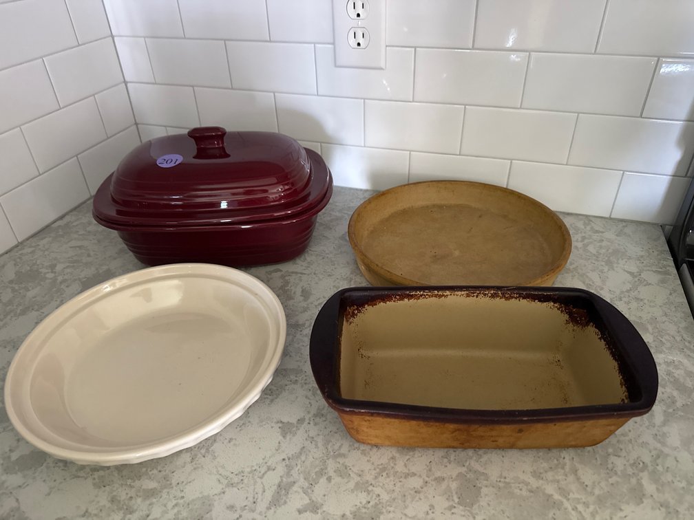 Pampered Chef Kitchen Stoneware Lot, 4 pieces