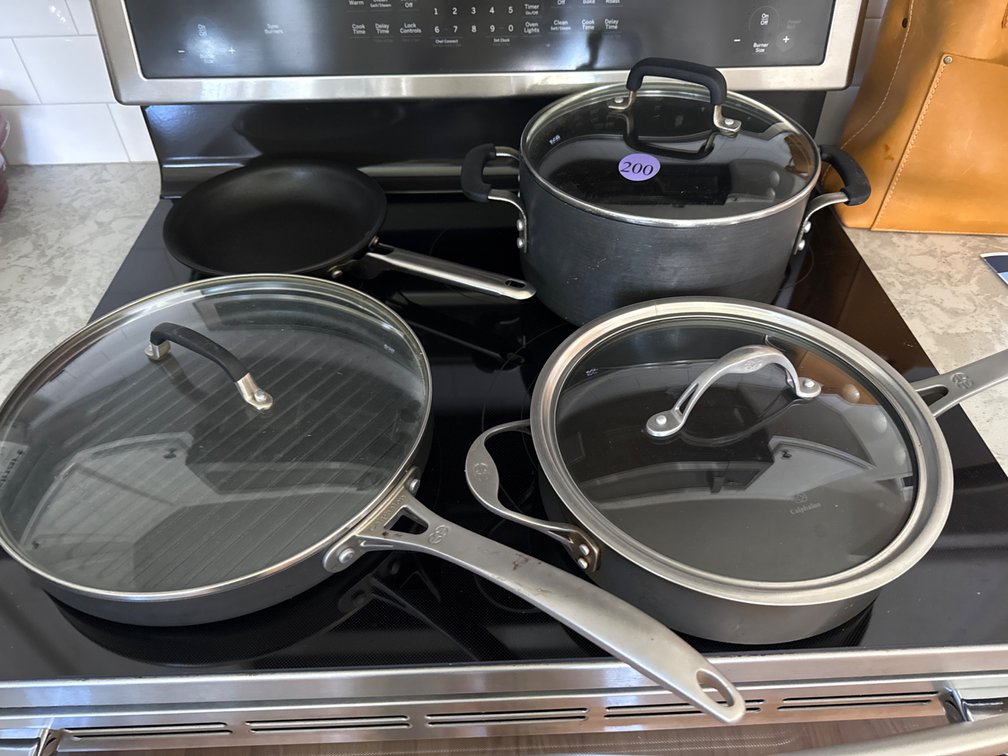 Calphalon Cookware, 4 pieces