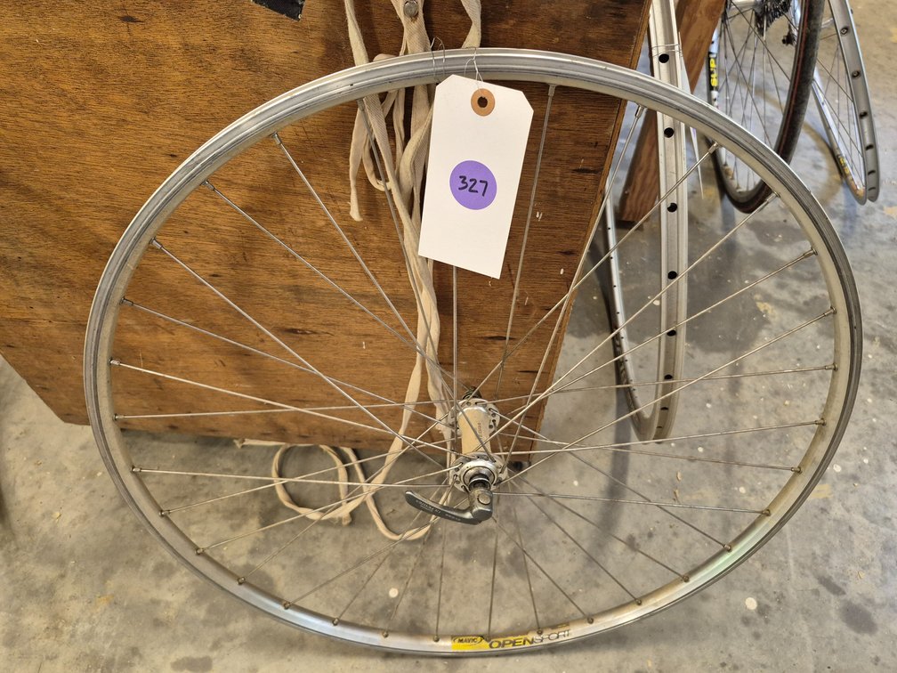 MAVIC OPEN SPORT wheel w/ Shimano ULTEGRA front hub