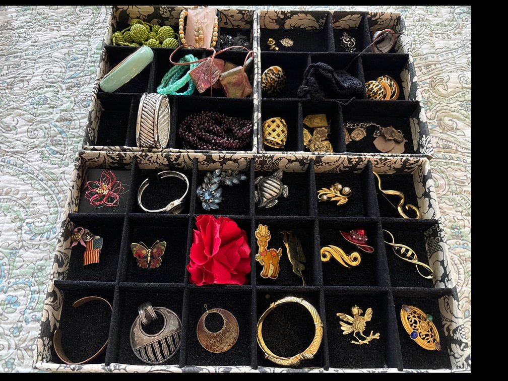3 trays of fashion jewelry