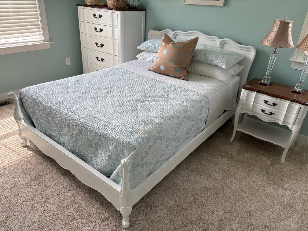 Vintage full-size bed, painted white/high end bedding included