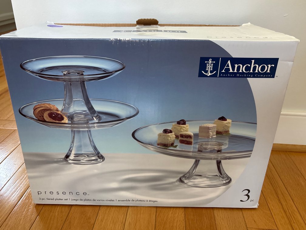 3 Anchor Hocking glass cake plateaus, NIB