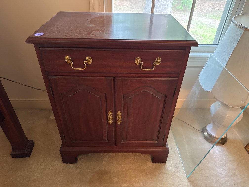 Henkel Harris Night Stand One Drawer over 2 Doors
