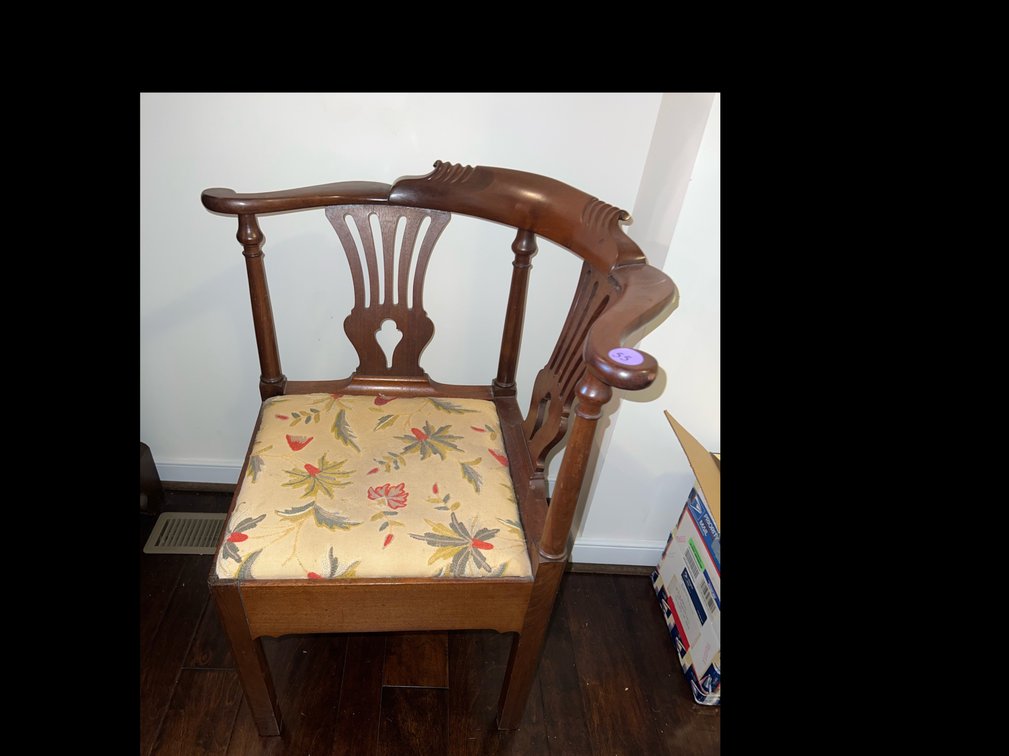 Antique corner chair 29”W ( corner to corner) 31”T