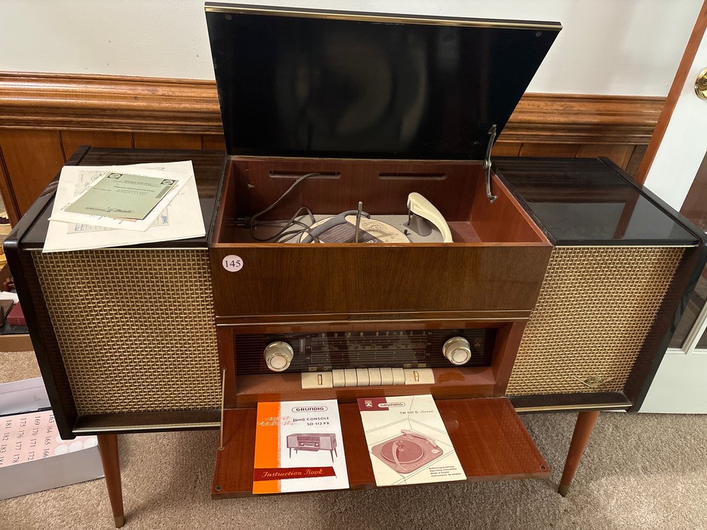 Vintage Grundig stereo console w/ turntable