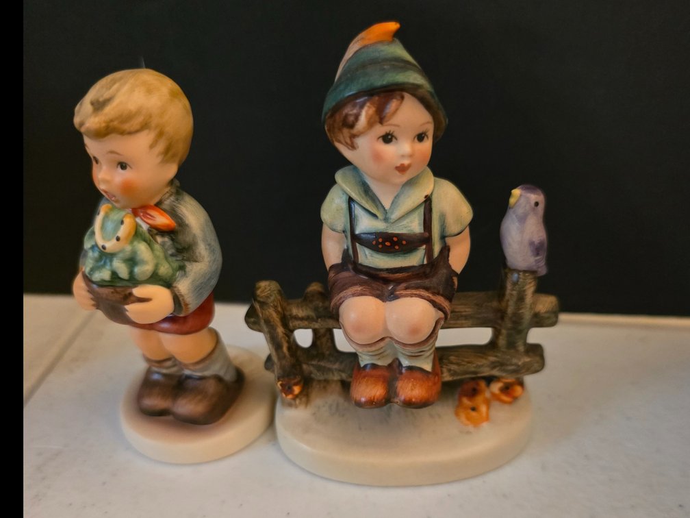 Vintage Hummel figurine #111/3/0 - Wayside Harmony. 3.75" tall.:where applicable)  Hummel exclusive club figure Hum 2071 "Glücksbote"  Lucky charmer  3.5",  #1396,  HUM 2071: