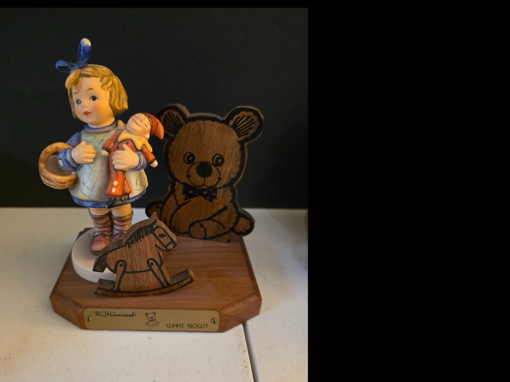 Vintage 1981 Goebel Hummel #422 "What Now?" Collector's Club Special Edition #7